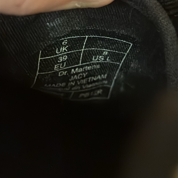 Dr. Martin Sneakers - Picture 6 of 12